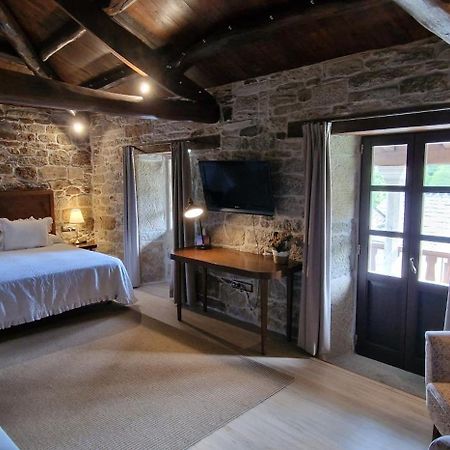 Habitaciones La Cuevona De Guitiriz Lugo المظهر الخارجي الصورة