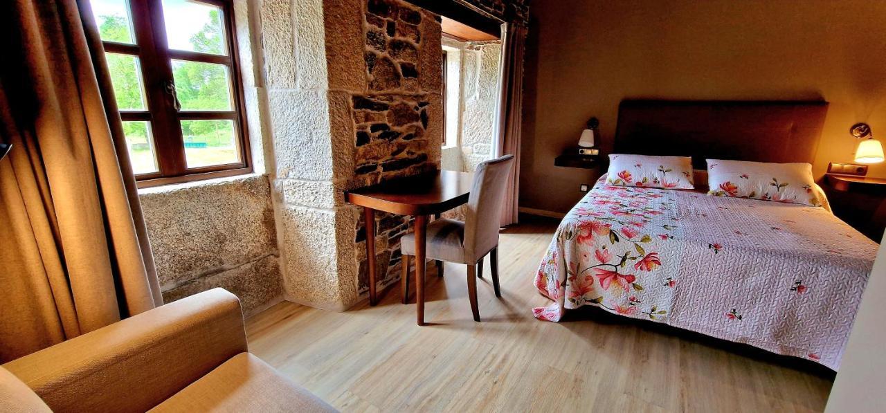 Habitaciones La Cuevona De Guitiriz Lugo المظهر الخارجي الصورة